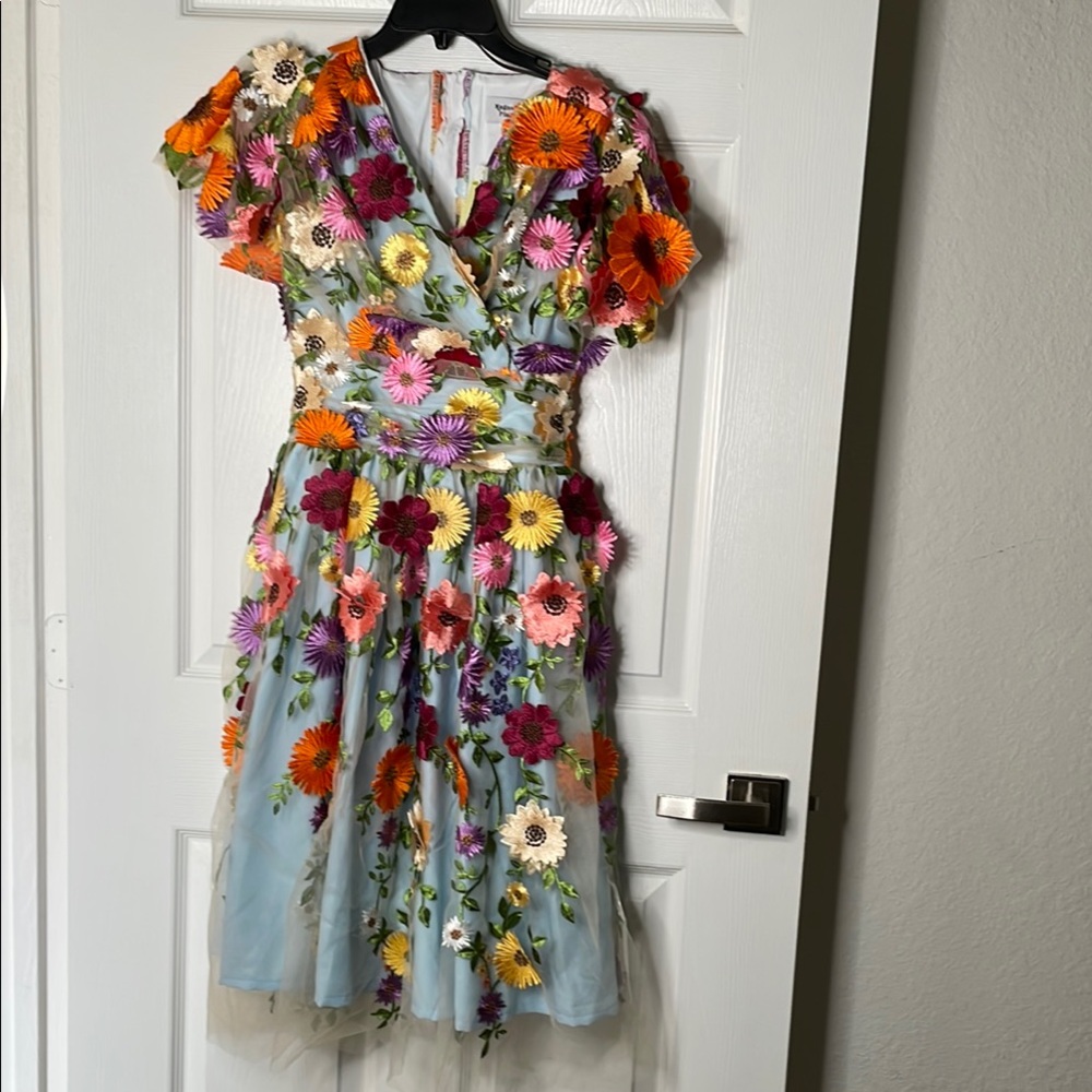 NWT Magnolia Place Floral Embroidered tulle Maxi Dress
